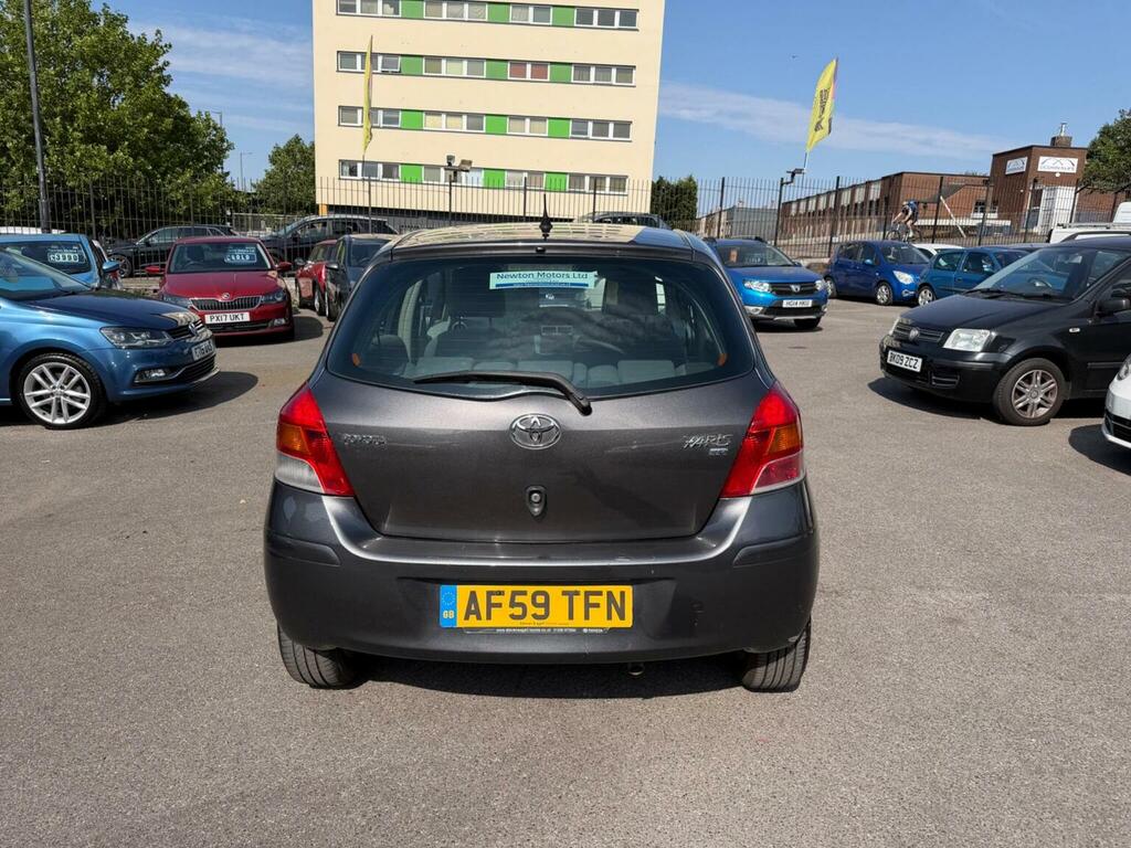 Toyota Yaris 1.33 Dual Vvt-i Tr Euro 4 Ss Grey #4