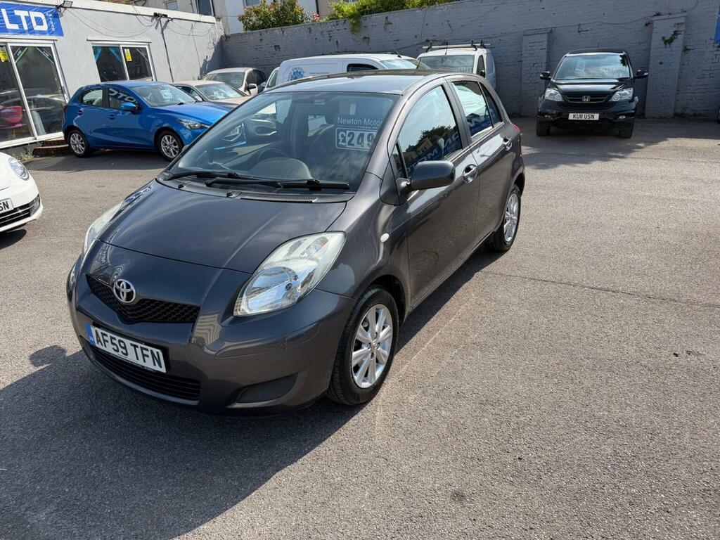 Toyota Yaris Hatchback Red #7
