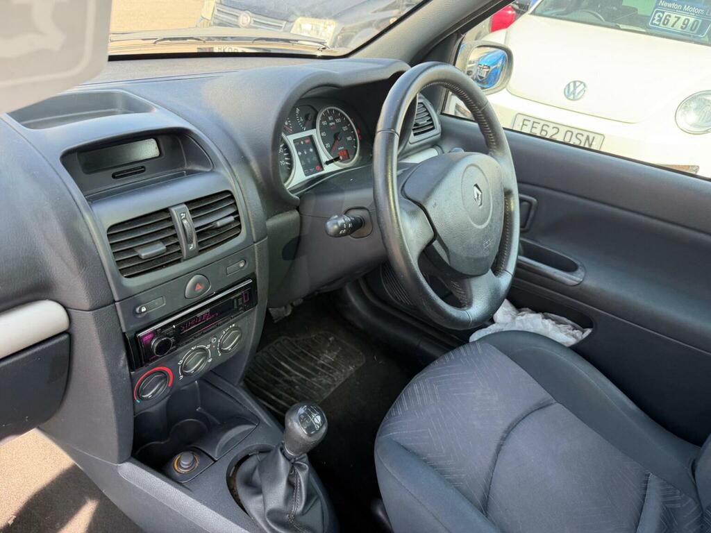 Renault Clio 1.2 16V Dynamique Hatchback 139 Silver #15