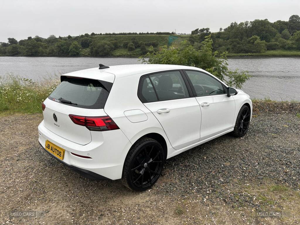Volkswagen Golf 1.0 Tsi Life GK22KBP White #3