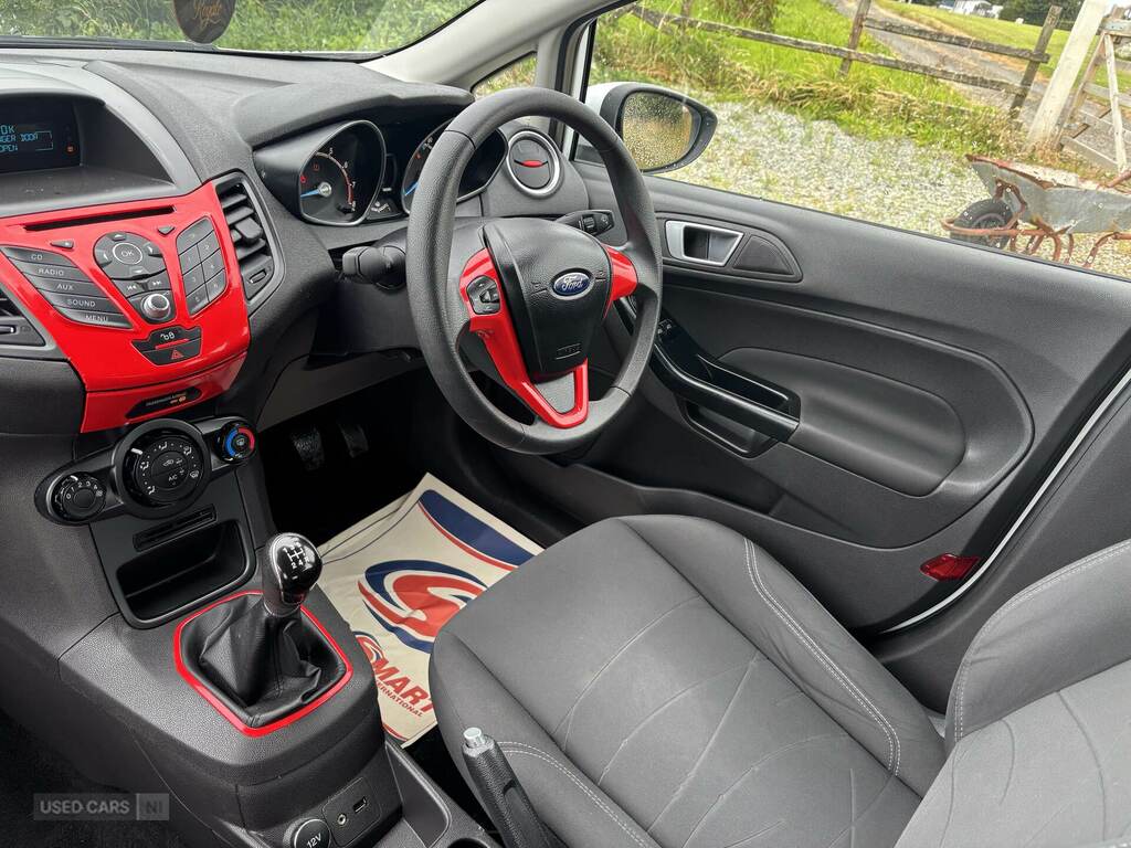 Ford Fiesta 1.25 Style SP15XXG White #5
