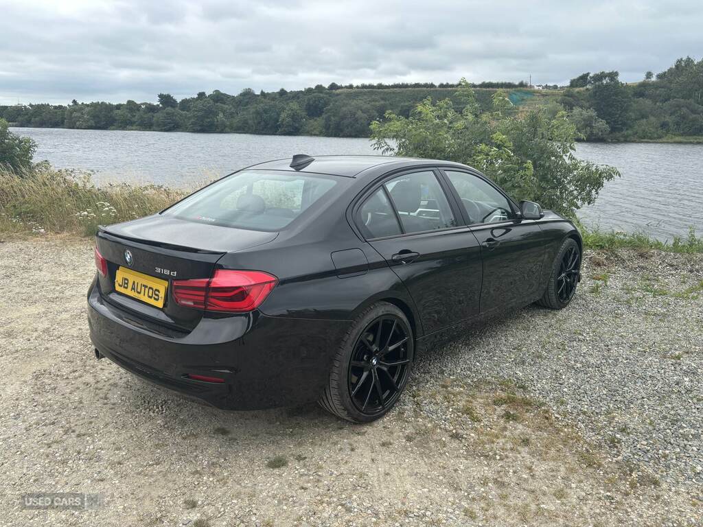 BMW 3 Series 318D Se Step LJ18FWC Black #4