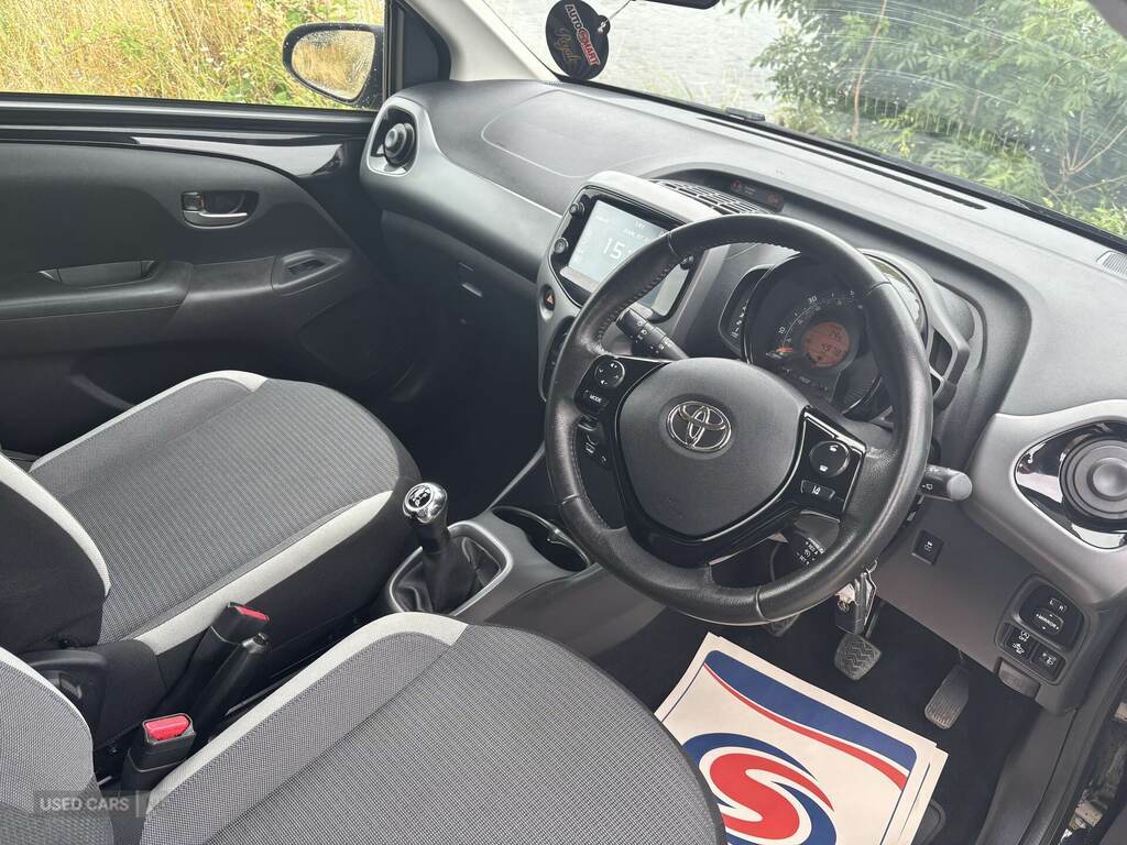 Toyota Aygo Hatchback #6