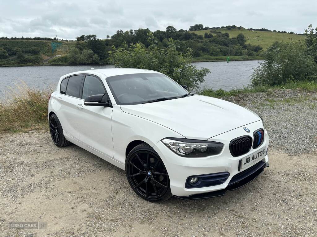 BMW 1 Series 118D Sport Hatchback  #1