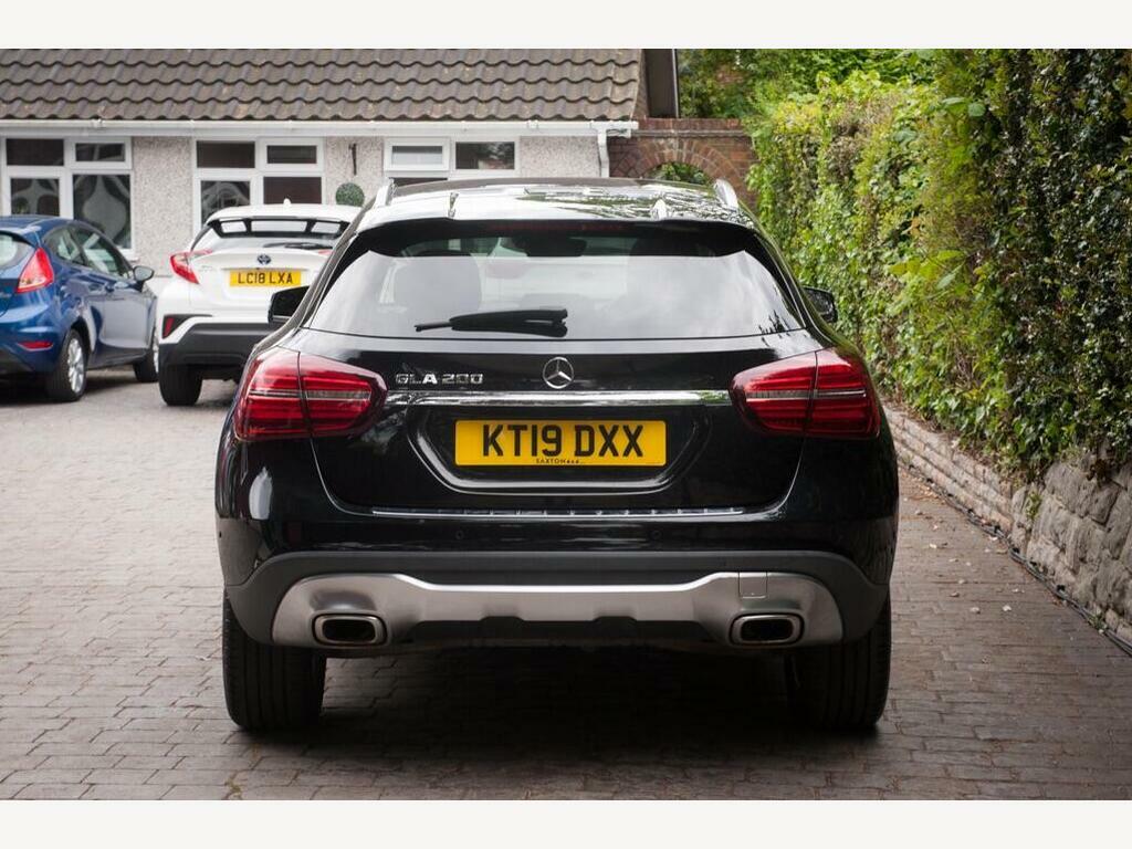 Mercedes-Benz GLA Class 1.6 Gla200 Sport Premium Plus 7G-dct Euro 6 S S Black #5