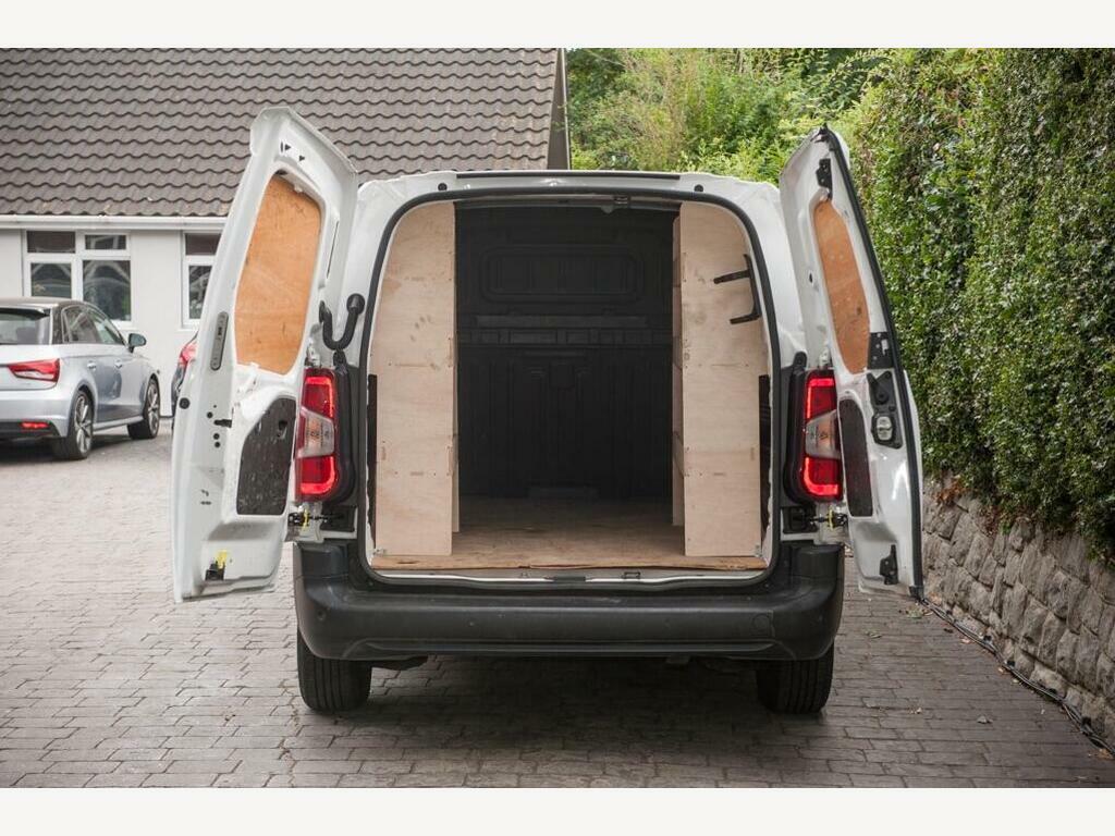 Vauxhall Combo 2300 1.5 Turbo D 100Ps H1 Sportive Van White #7