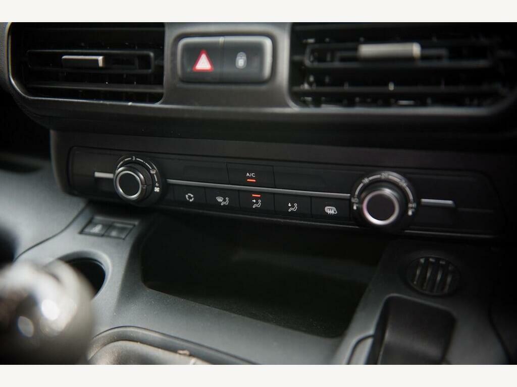 Vauxhall Combo 2300 1.5 Turbo D 100Ps H1 Sportive Van White #19