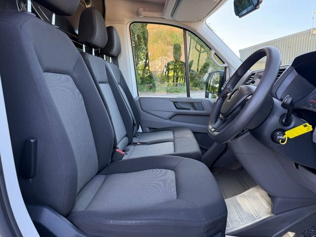 Volkswagen Crafter Cr35 2.0 Tdi Trendline 140Bhp Air Con Apple Car Pl White #17