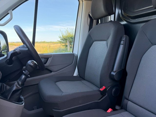 Volkswagen Crafter Cr35 2.0 Tdi Trendline 140Bhp Air Con Apple Car Pl White #14