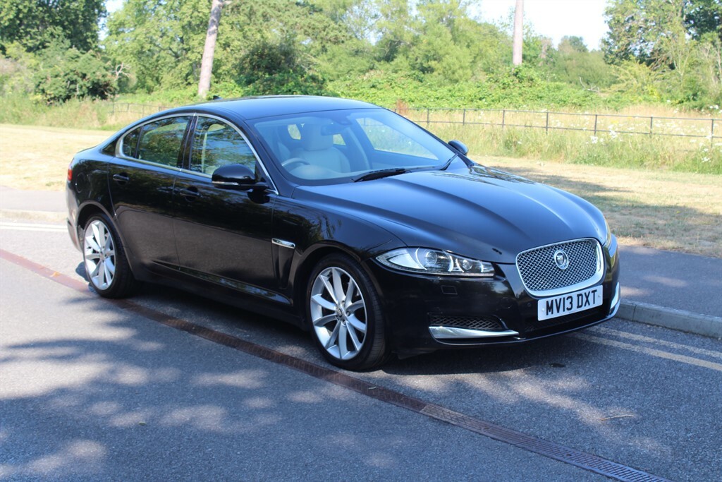 Jaguar XF D V6 Premium Luxury Black