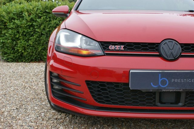 Volkswagen Golf 2.0 Tsi Bluemotion Tech Gti Performance Hatchback OE16SUO Red #5