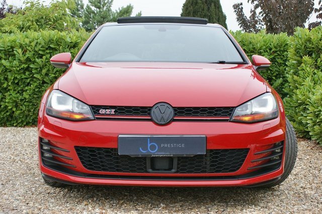 Volkswagen Golf 2.0 Tsi Bluemotion Tech Gti Performance Hatchback OE16SUO Red #4