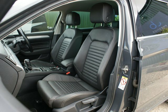 Volkswagen Passat Passat R-line Tsi Evo Black #24