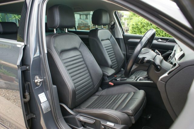 Volkswagen Passat Passat R-line Tsi Evo Black #36