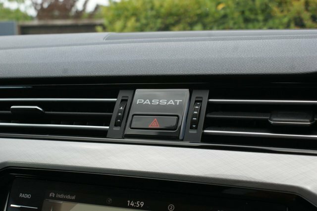 Volkswagen Passat Passat R-line Tsi Evo Black #41
