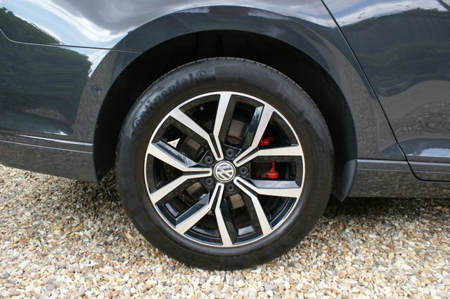 Volkswagen Passat Passat R-line Tsi Evo Black #10
