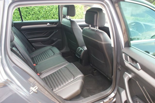 Volkswagen Passat Passat R-line Tsi Evo Black #30