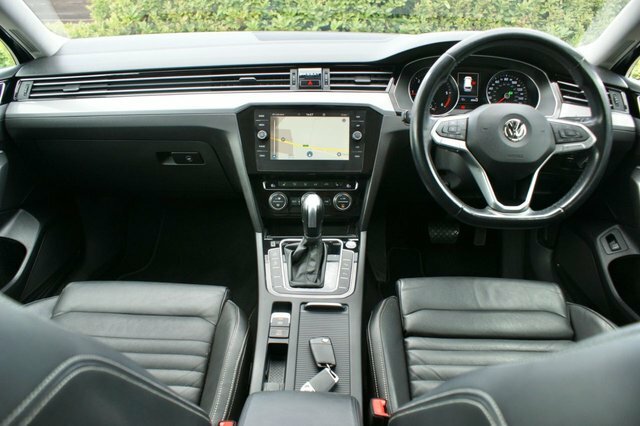 Volkswagen Passat Passat R-line Tsi Evo Black #33