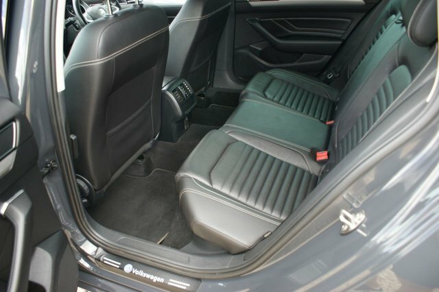 Volkswagen Passat Passat R-line Tsi Evo Black #26