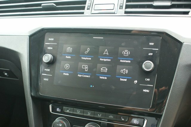 Volkswagen Passat Passat R-line Tsi Evo Black #51