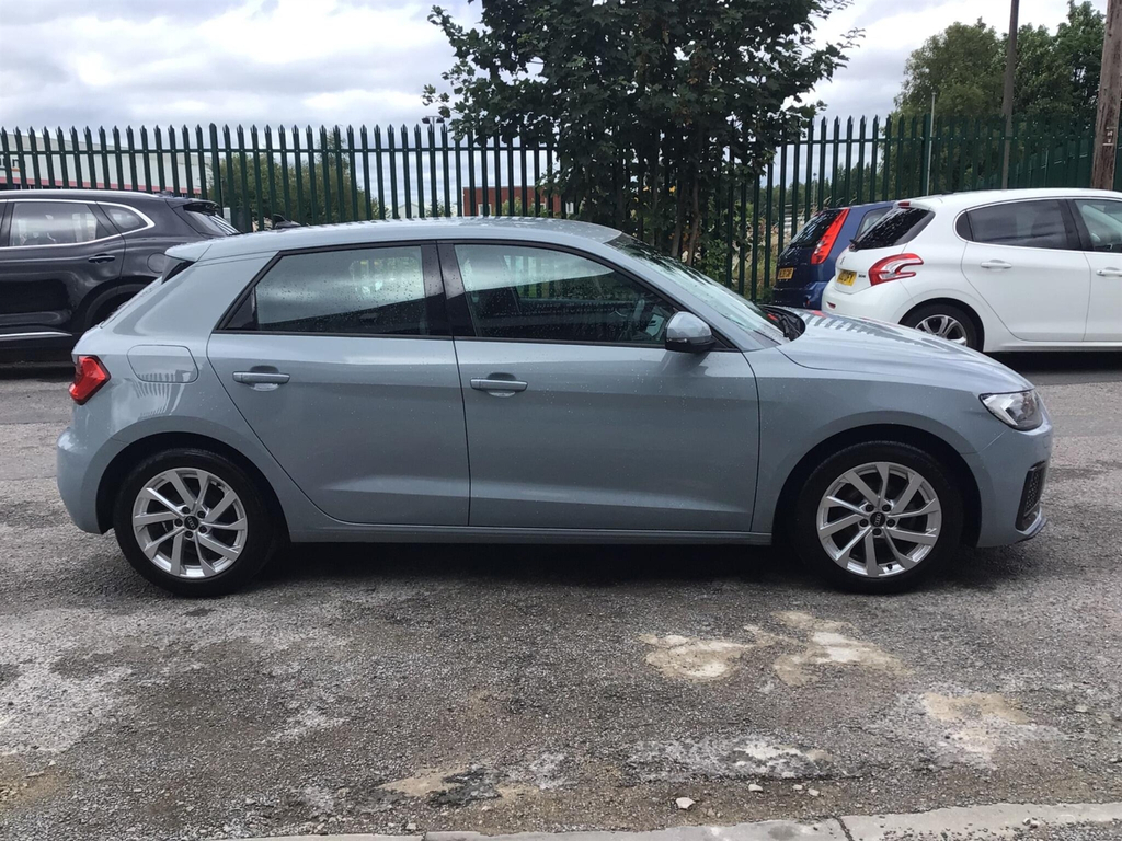 Audi A1 1.0 Tfsi 25 Sport Sportback Euro 6 Ss  #6