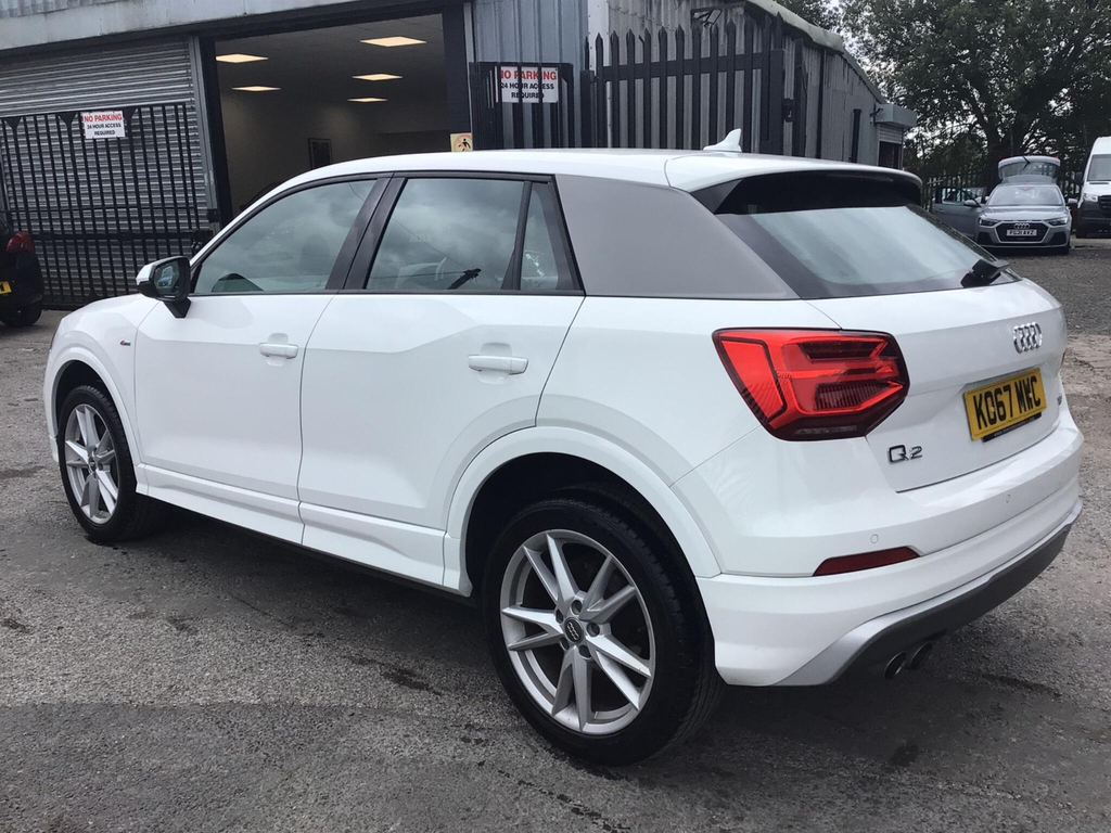Audi Q2 1.4 Tfsi Cod S Line Euro 6 Ss White #4