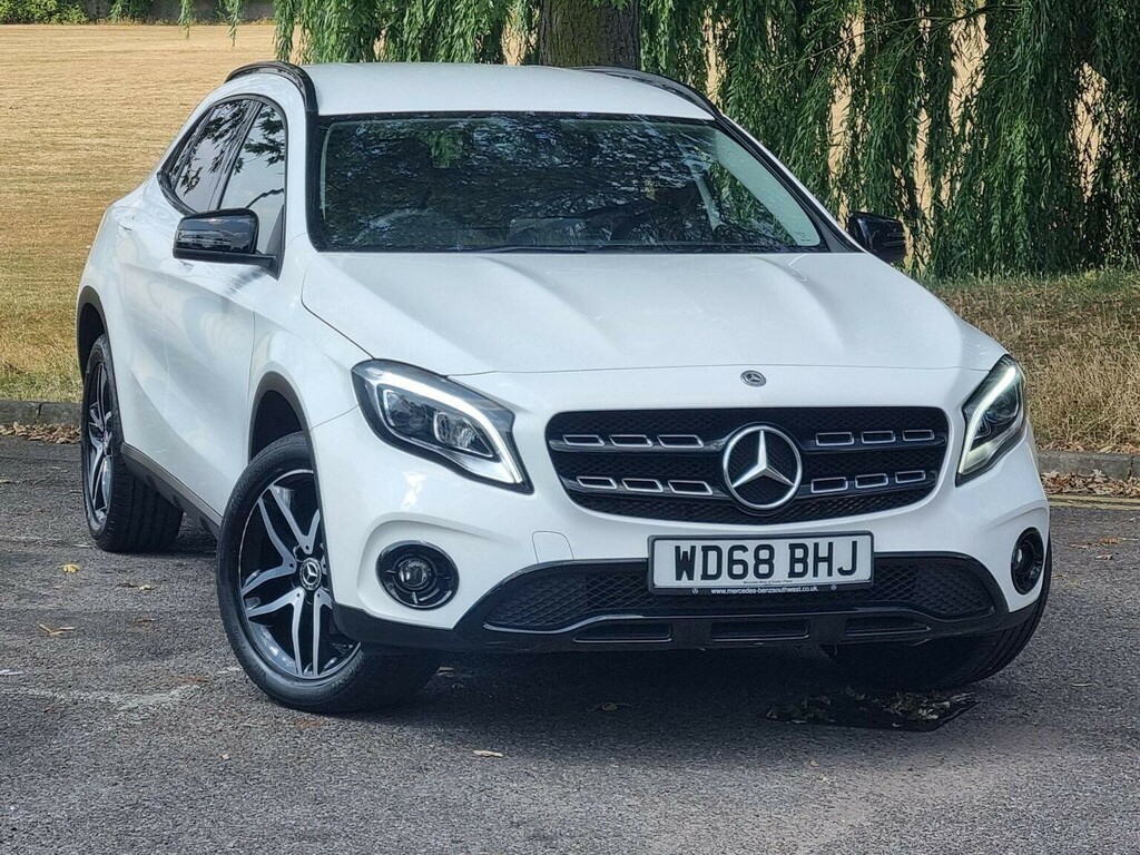 Mercedes-Benz GLA Class 1.6 Gla180 Urban Edition 7G-dct Euro 6 Ss White #3
