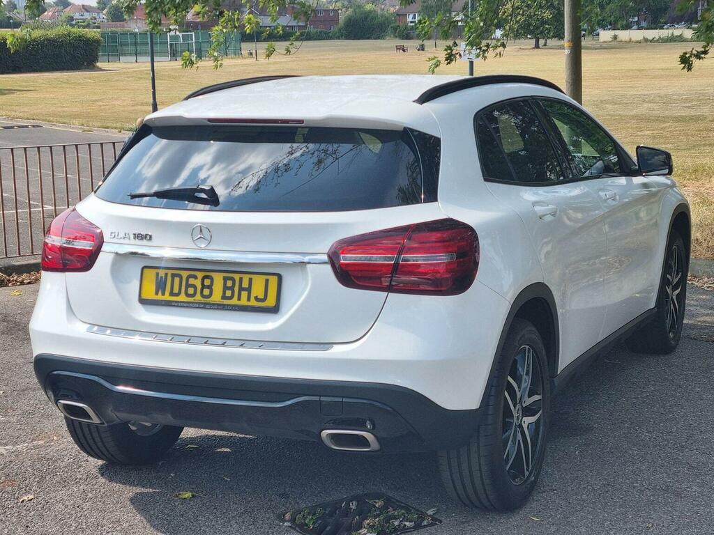 Mercedes-Benz GLA Class 1.6 Gla180 Urban Edition 7G-dct Euro 6 Ss White #6