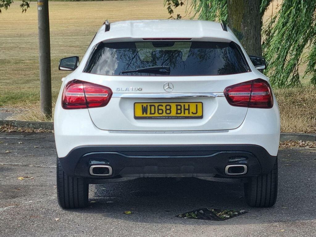 Mercedes-Benz GLA Class 1.6 Gla180 Urban Edition 7G-dct Euro 6 Ss White #5