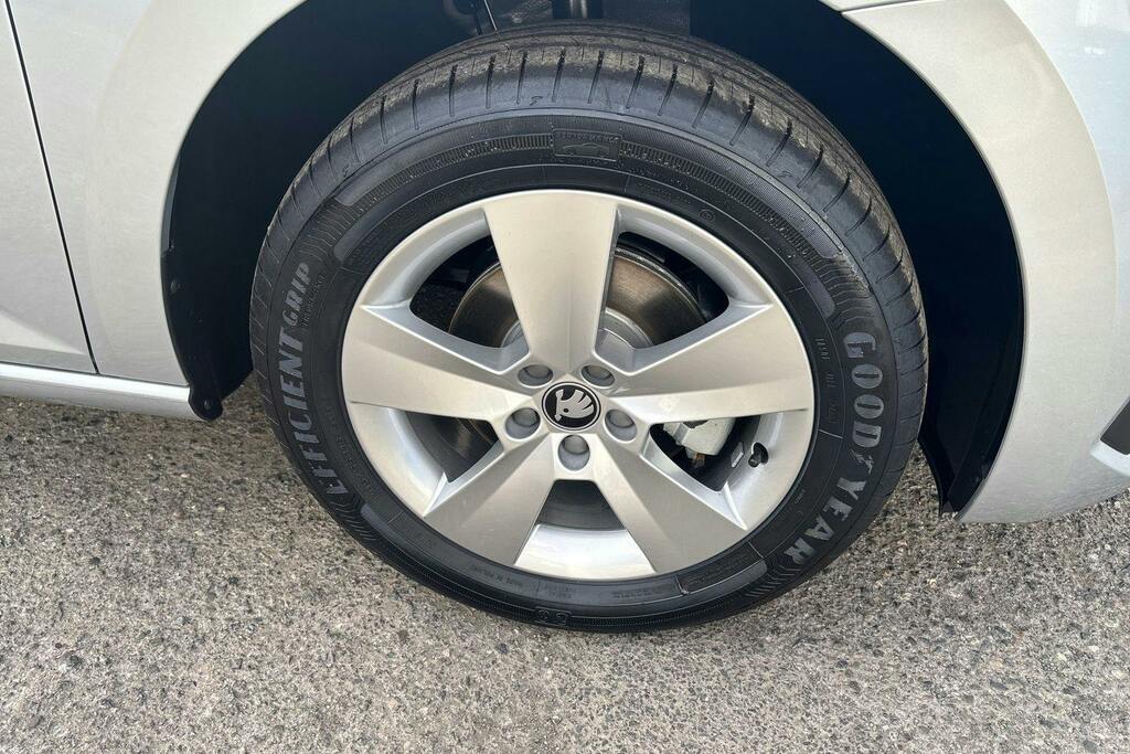 Skoda Scala 1.0 Tsi Se Edition Hatchback Dsg GX75XYN Silver #5