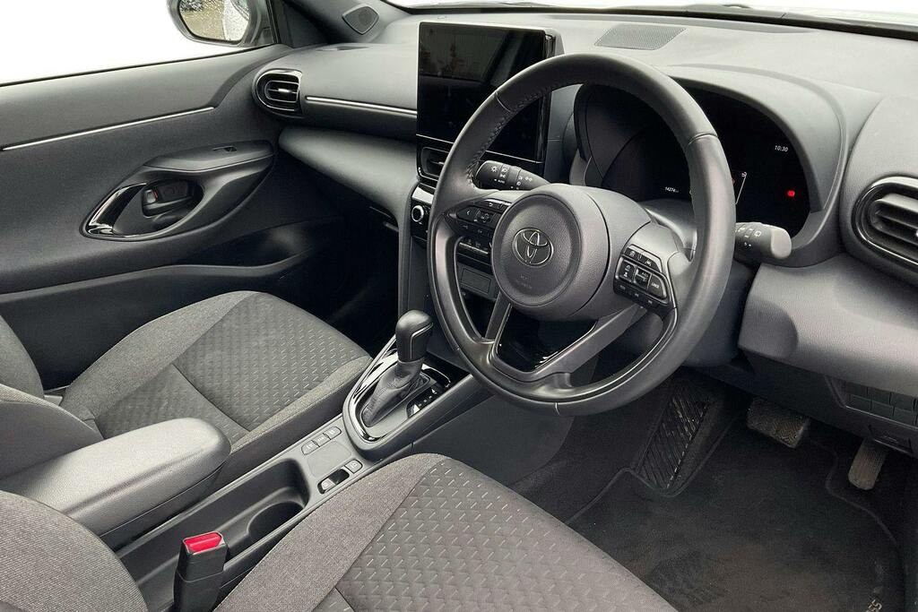 Toyota Yaris Cross 1.5 Vvt H Design Suv Hybrid E Cvt FX74YBJ White #6