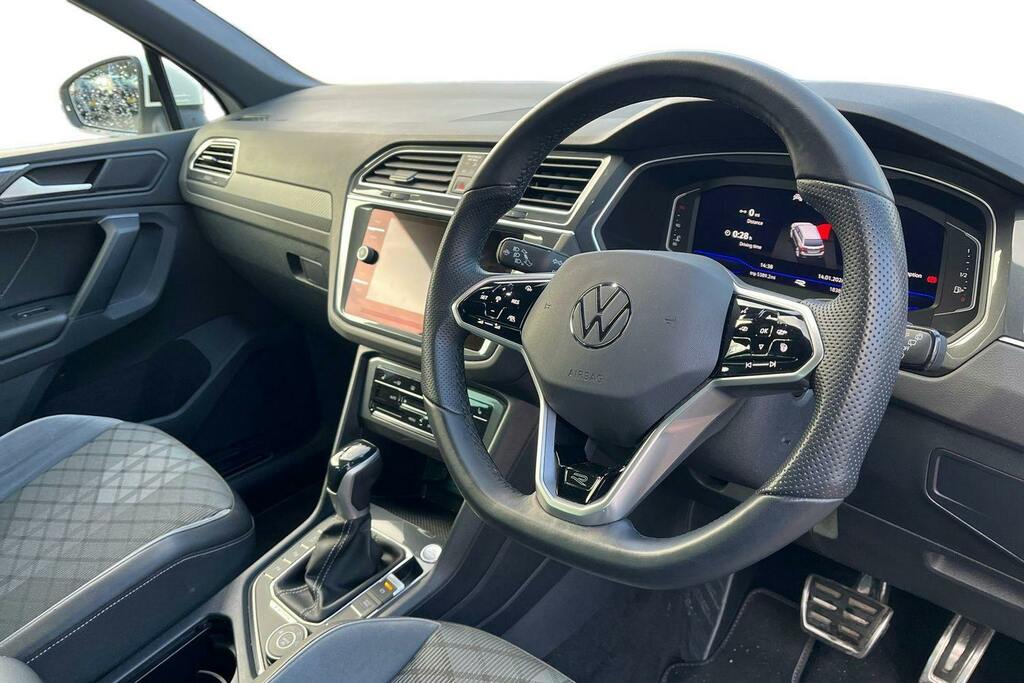 Volkswagen Tiguan 2.0 Tsi R-line Suv Dsg 4Motion White #6