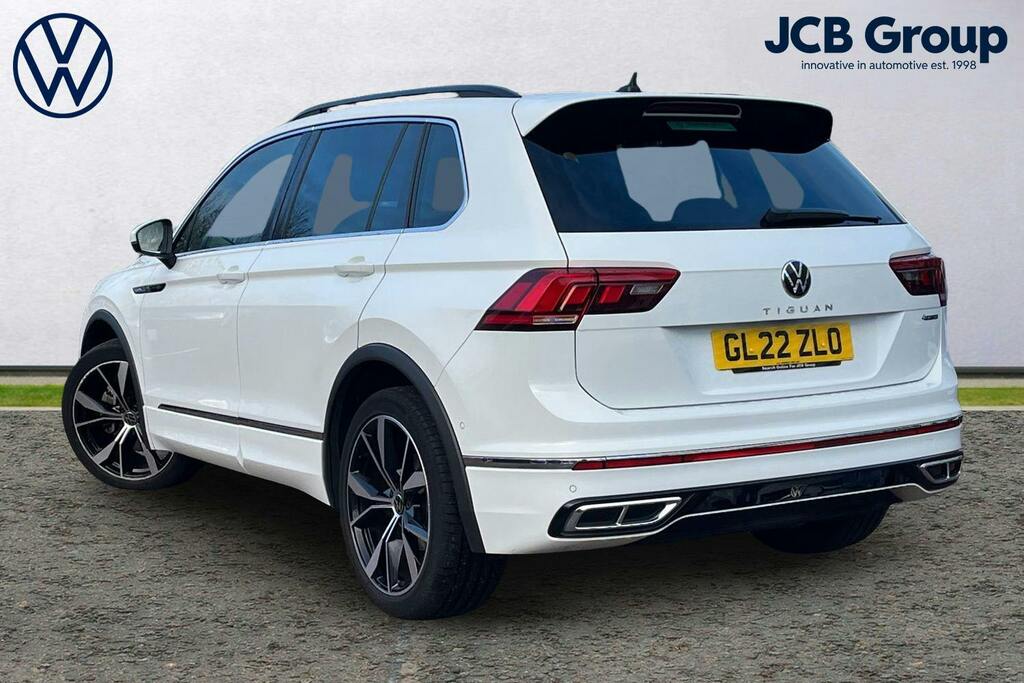 Volkswagen Tiguan 2.0 Tsi R-line Suv Dsg 4Motion White #3