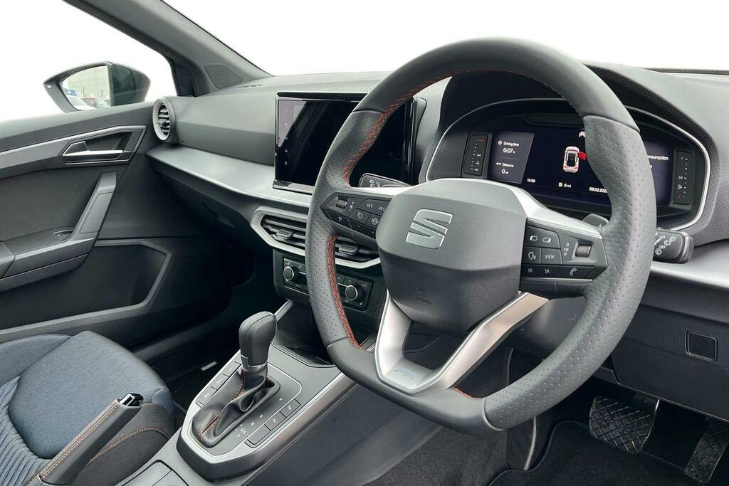 Seat Arona 1.0 Tsi Fr Black Edition Suv Dsg GD75VCA Grey #6