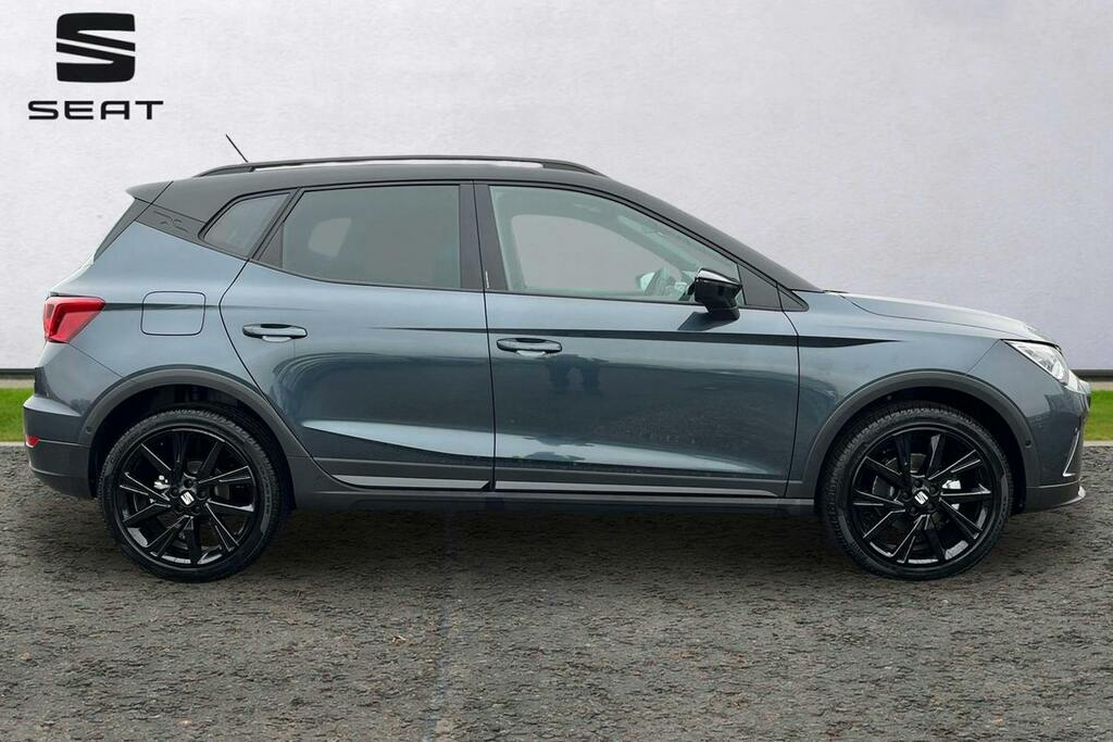 Seat Arona 1.0 Tsi Fr Black Edition Suv Dsg GD75VCA Grey #4