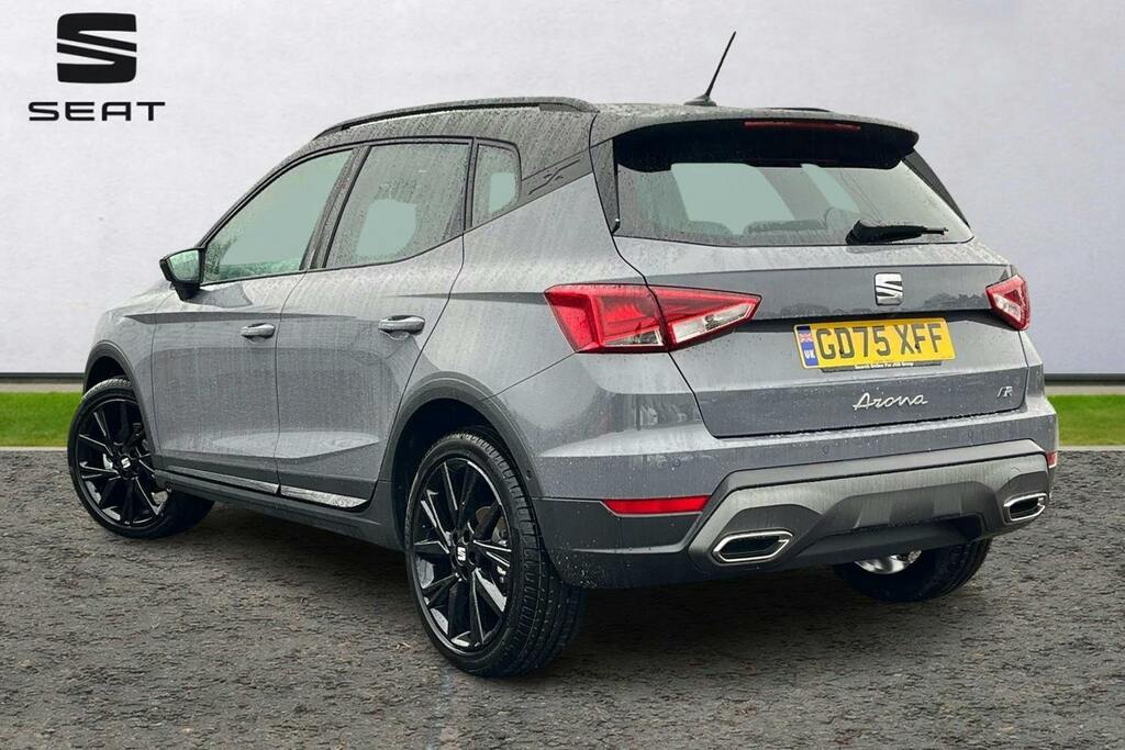 Seat Arona 1.0 Tsi Fr Black Edition Suv Dsg GD75XFF Grey #3