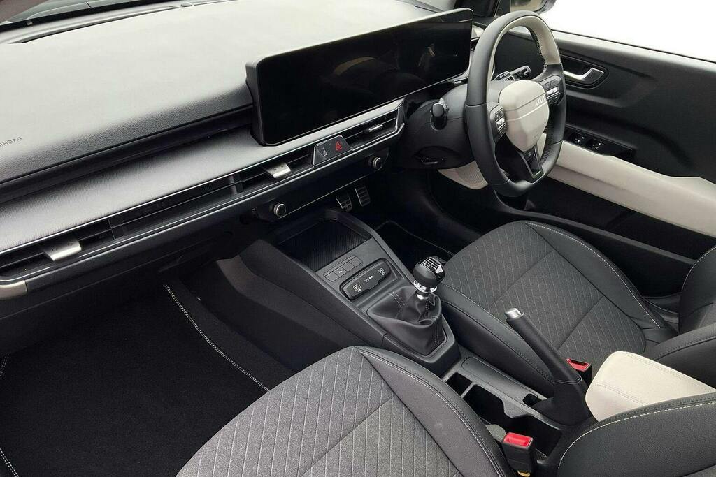 Kia Stonic 1.0 T Gdi Mhev Gt Line Suv Hybrid Manua GD75SWU Black #2