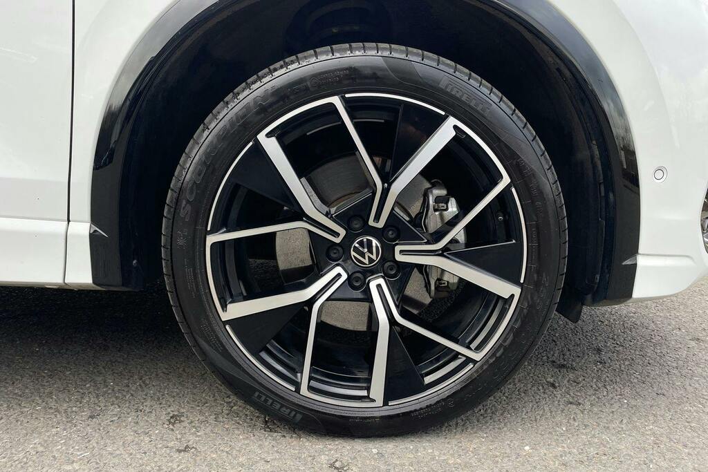 Volkswagen Tiguan 1.5 Tsi Ehybrid 19.7Kwh R-line Suv Plug GN75XBR White #5