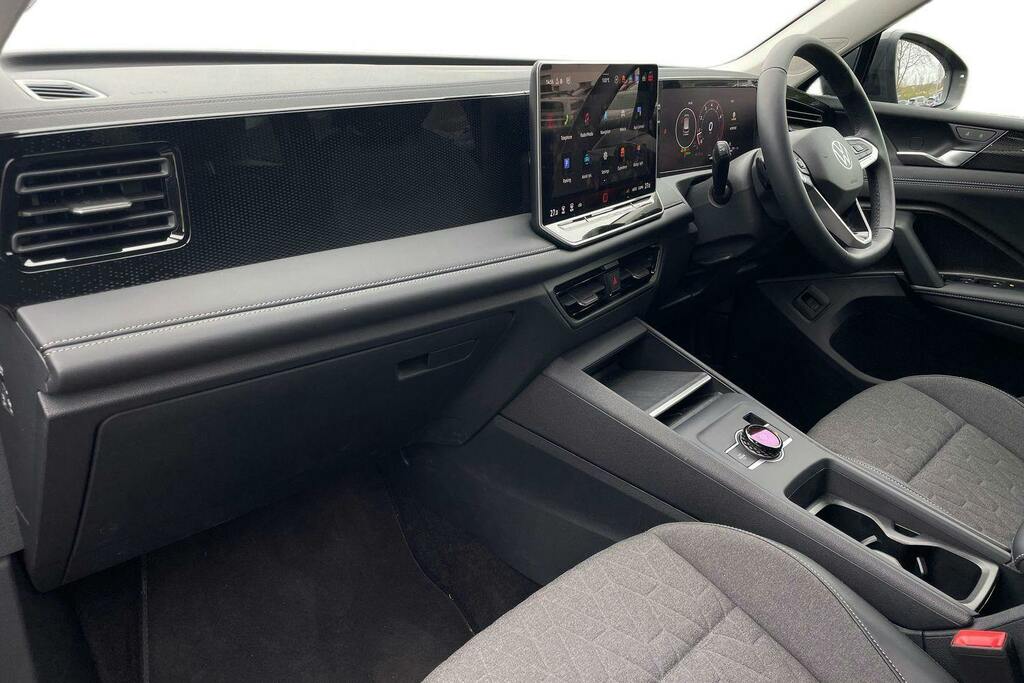Volkswagen Tiguan 1.5 Etsi Mhev Match Suv Hybrid Dsg GL75VHM Grey #2