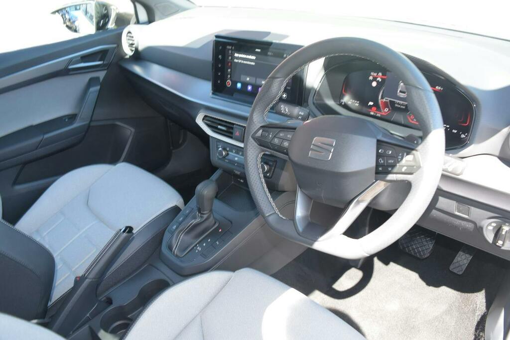 Seat Ibiza 1.0 Tsi Fr First Edition Hatchback Dsg GY75YGG White #6