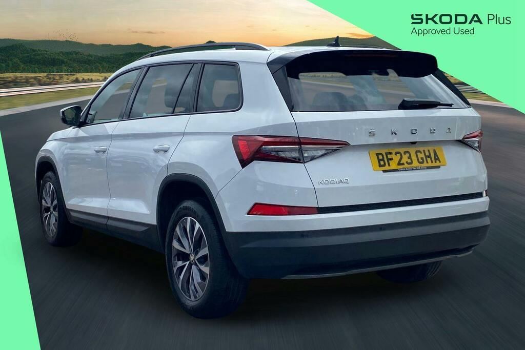 Skoda Kodiaq 1.5 Tsi Act Se Drive Suv Dsg BF23GHA White #3