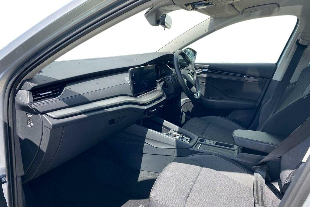 Skoda Octavia 1.4 Tsi Iv 13Kwh Se Technology Hatchback Petro YK24WVH Silver #2