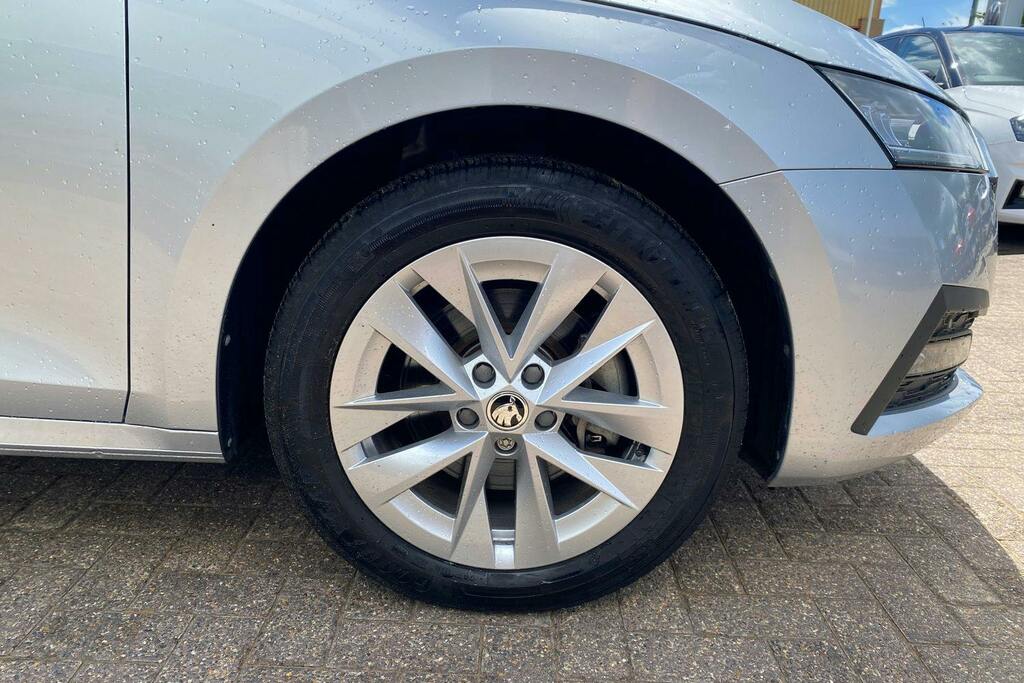 Skoda Octavia 1.4 Tsi Iv 13Kwh Se Technology Hatchback Petro YK24WVH Silver #5