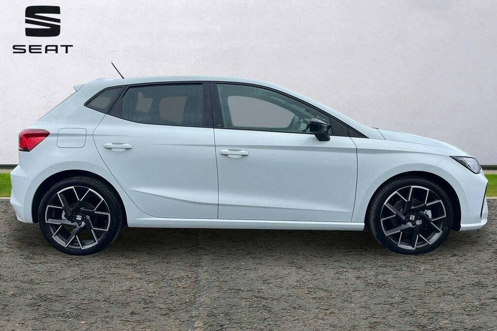 Seat Ibiza 1.0 Tsi Fr Sport Hatchback Dsg KR26FNL White #4