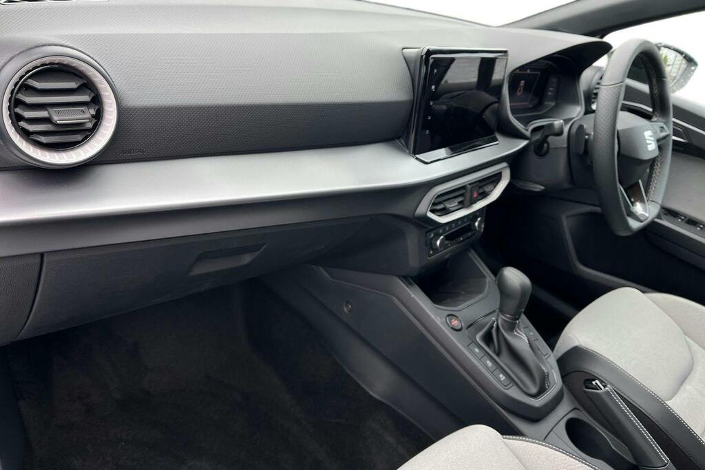 Seat Ibiza 1.0 Tsi Fr Sport Hatchback Dsg KR26FNL White #2