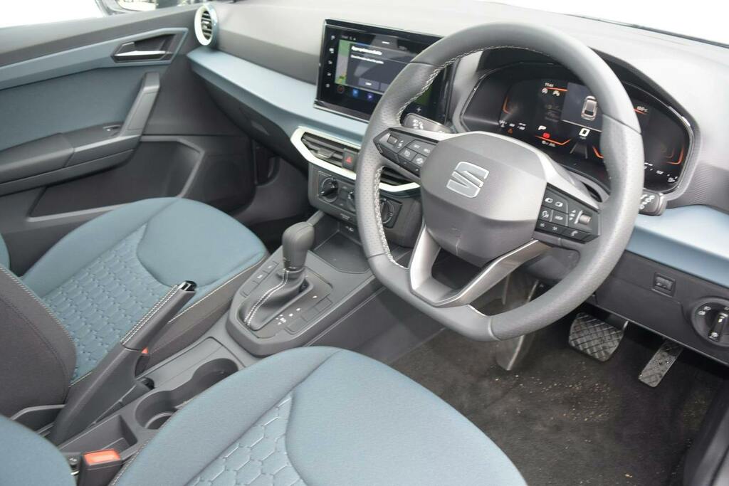 Seat Ibiza 1.0 Tsi Se Technology Hatchback Dsg KR26FRZ Grey #6