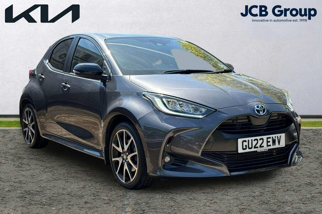 Toyota Yaris 1.5 Vvt H Dynamic Hatchback Hybrid E Cv Grey