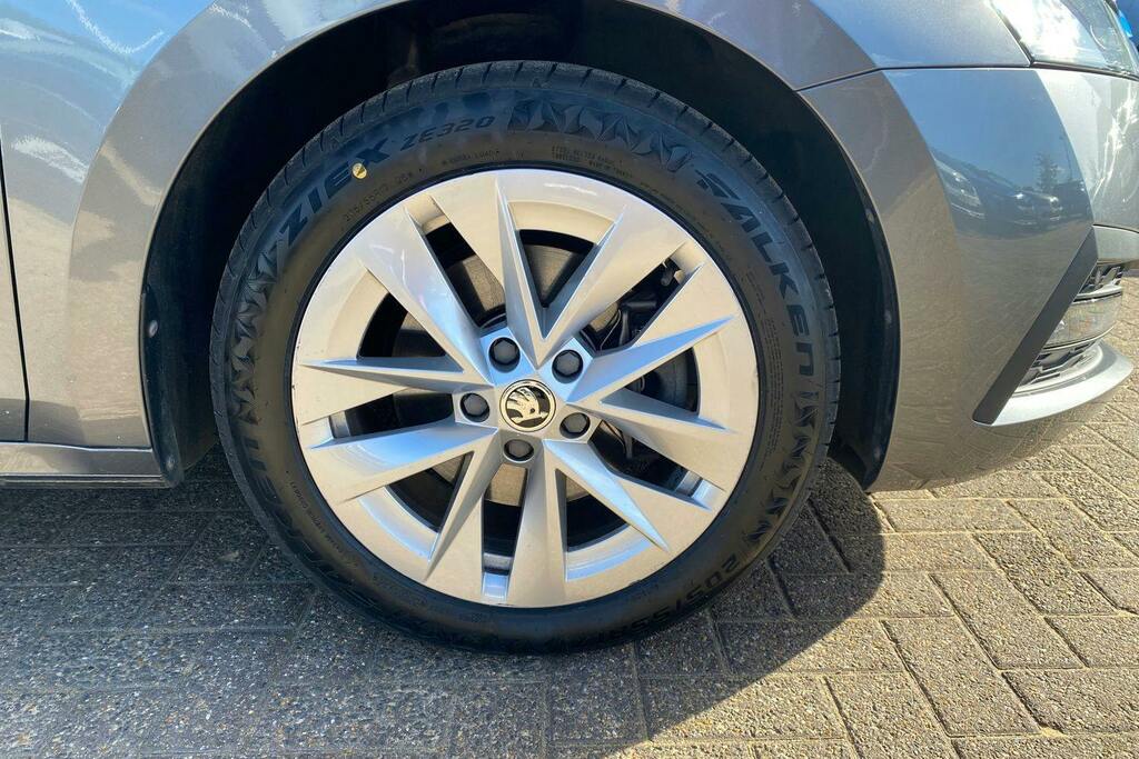 Skoda Octavia 1.4 Tsi Iv 13Kwh Se Technology Hatchback Petro Grey #5