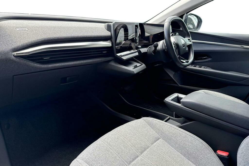 Renault Megane E-Tech 60Kwh Equilibre Hatchback WF23PJV Grey #2