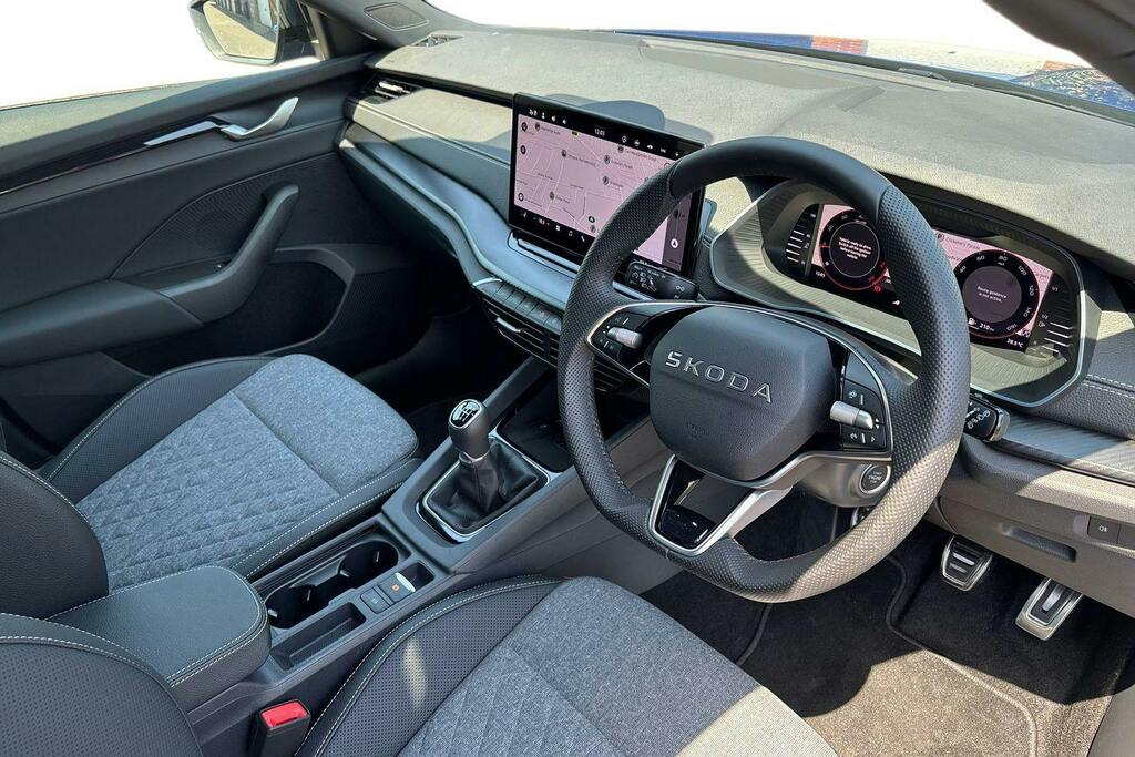 Skoda Octavia 1.5 Tsi Act Sportline Estate Blue #6
